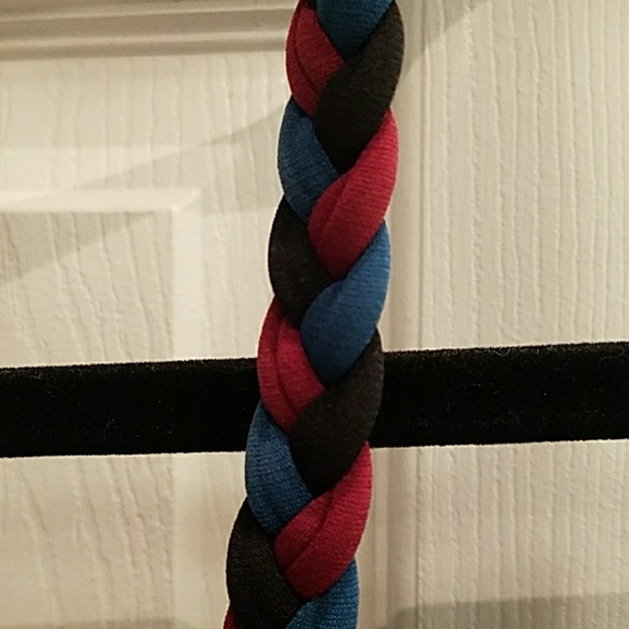 Halter top - Picture 3 of 3